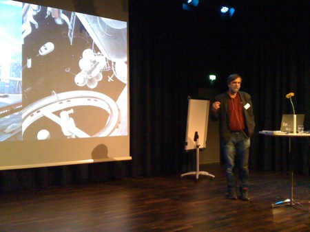 Jens Ahlbom fr&aring; Svenska Barnboksakademin p&aring; Kulturcentrum i Sandviken